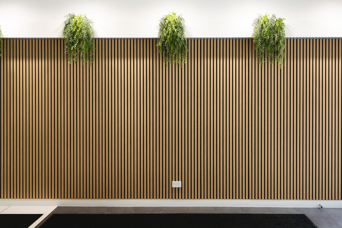 Outdoor slat garden wall