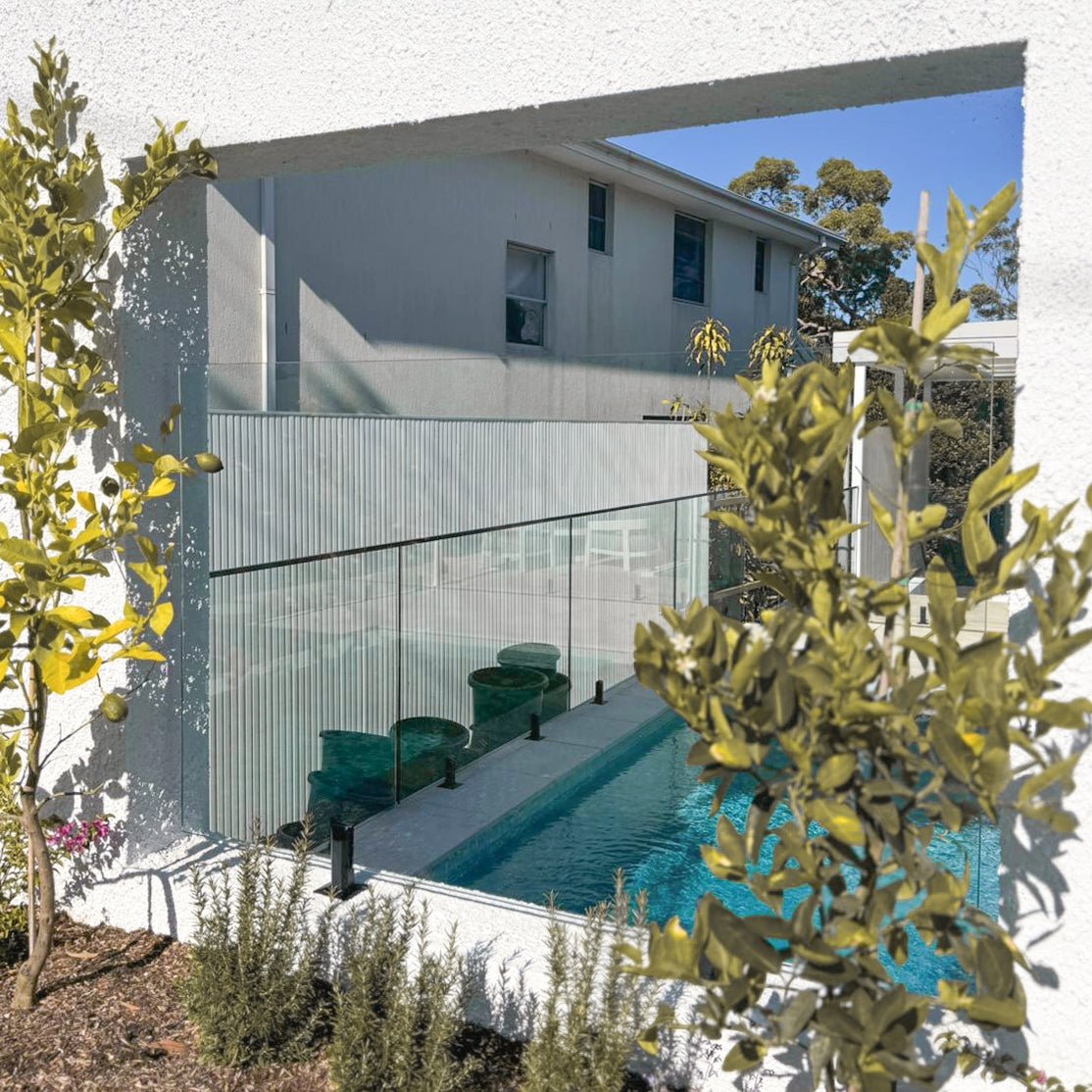 White | Outdoor Panel 2.2M - Delacopanels